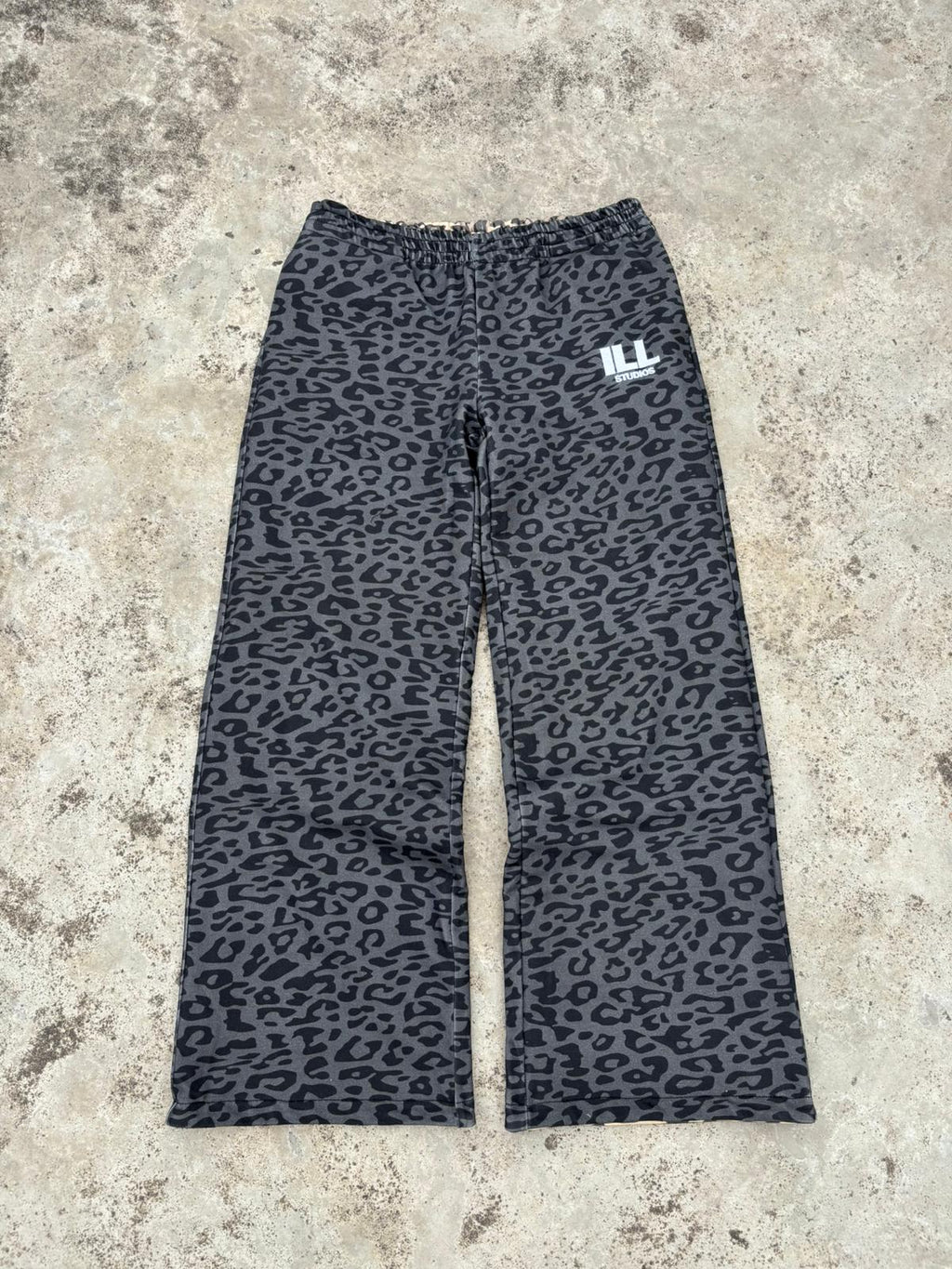Reversible leopard pants