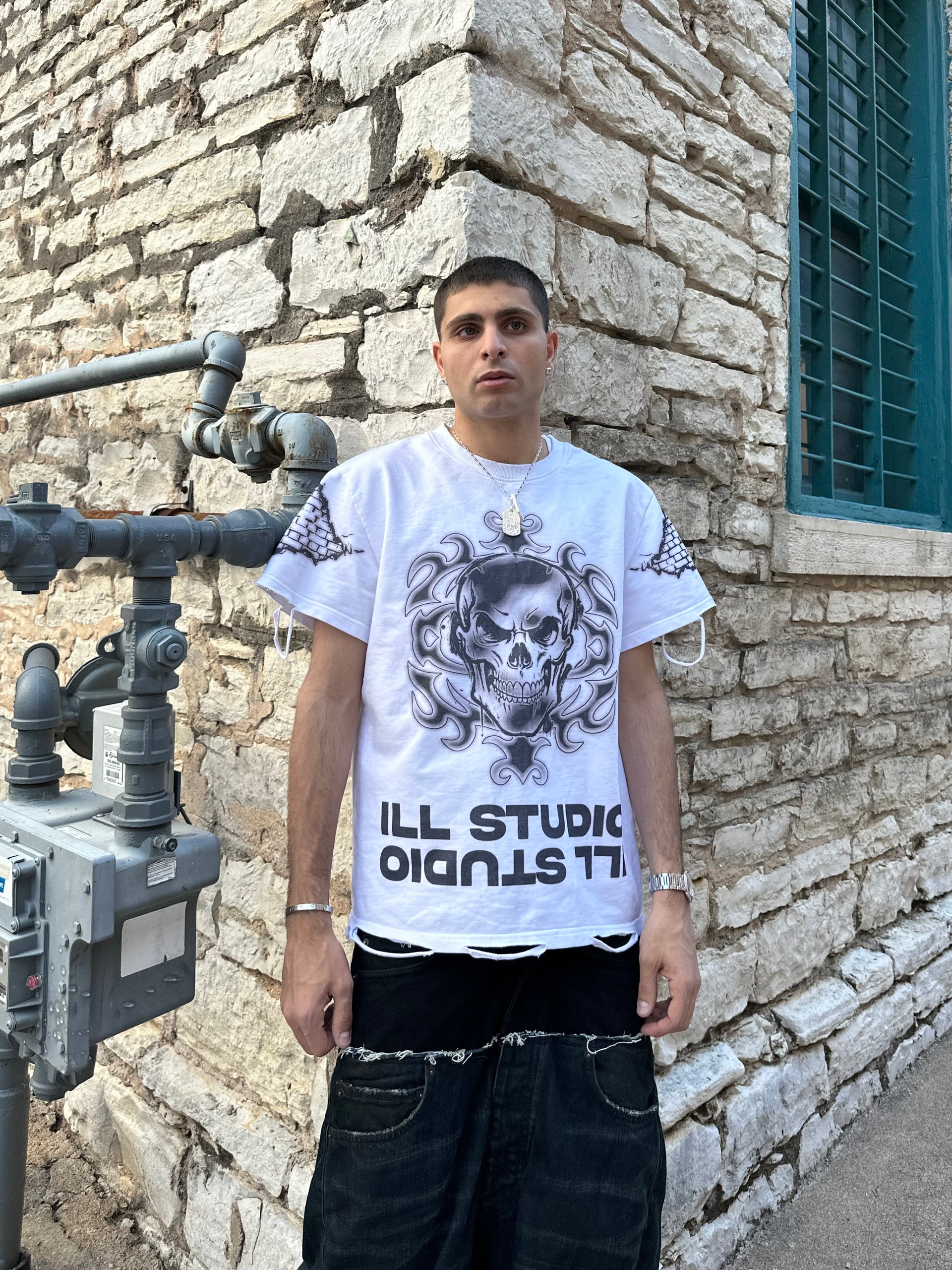 SILENT SKULL TEE