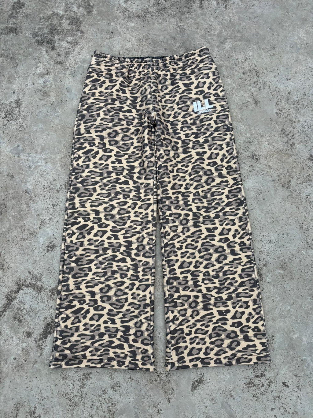 Reversible leopard pants